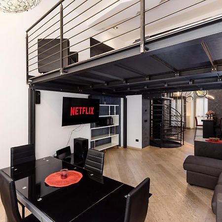 Moderno Loft A 150Mt Dalla Metro "Bernini" Turin Luaran gambar